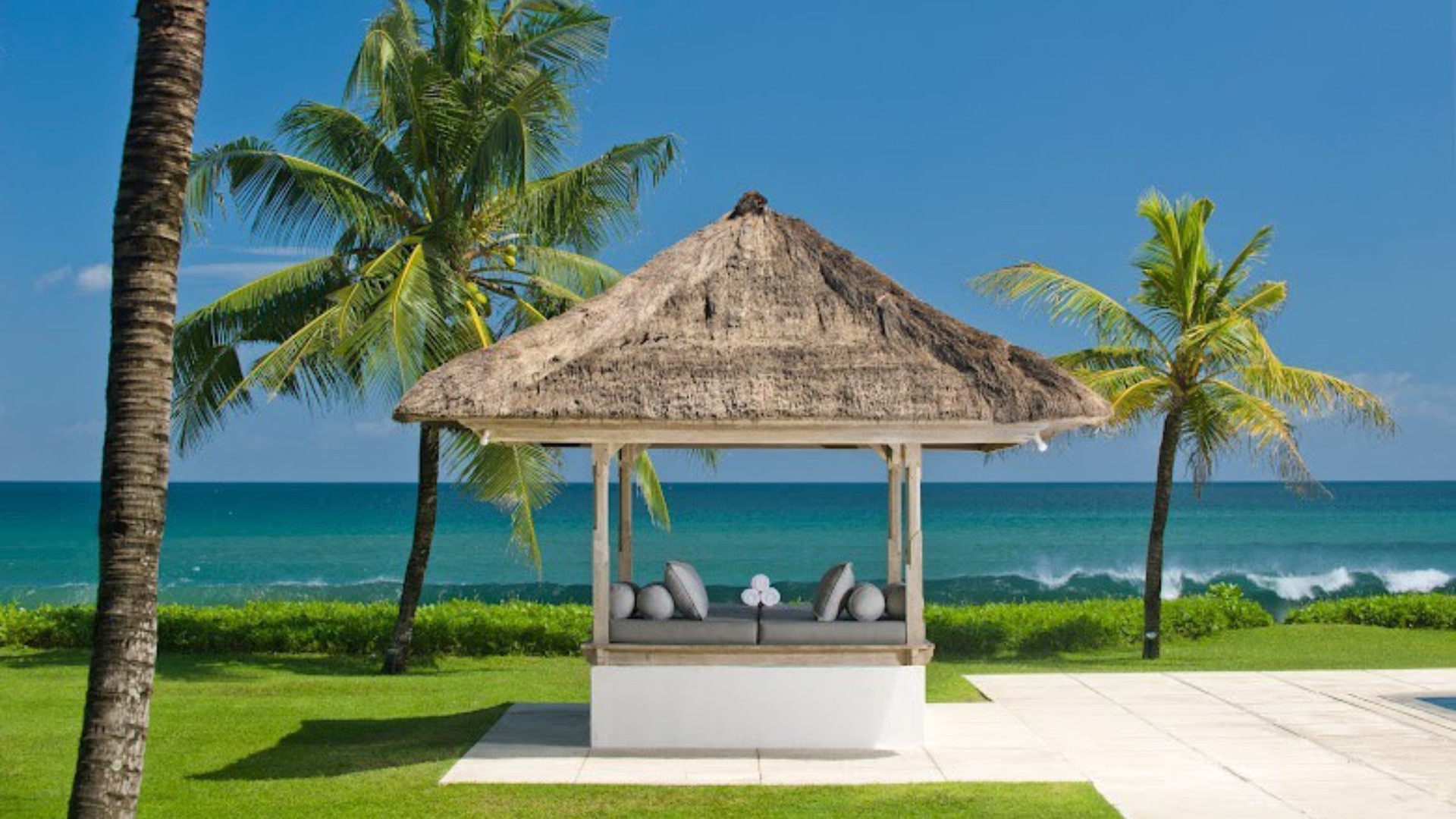 Villa Atas Ombak