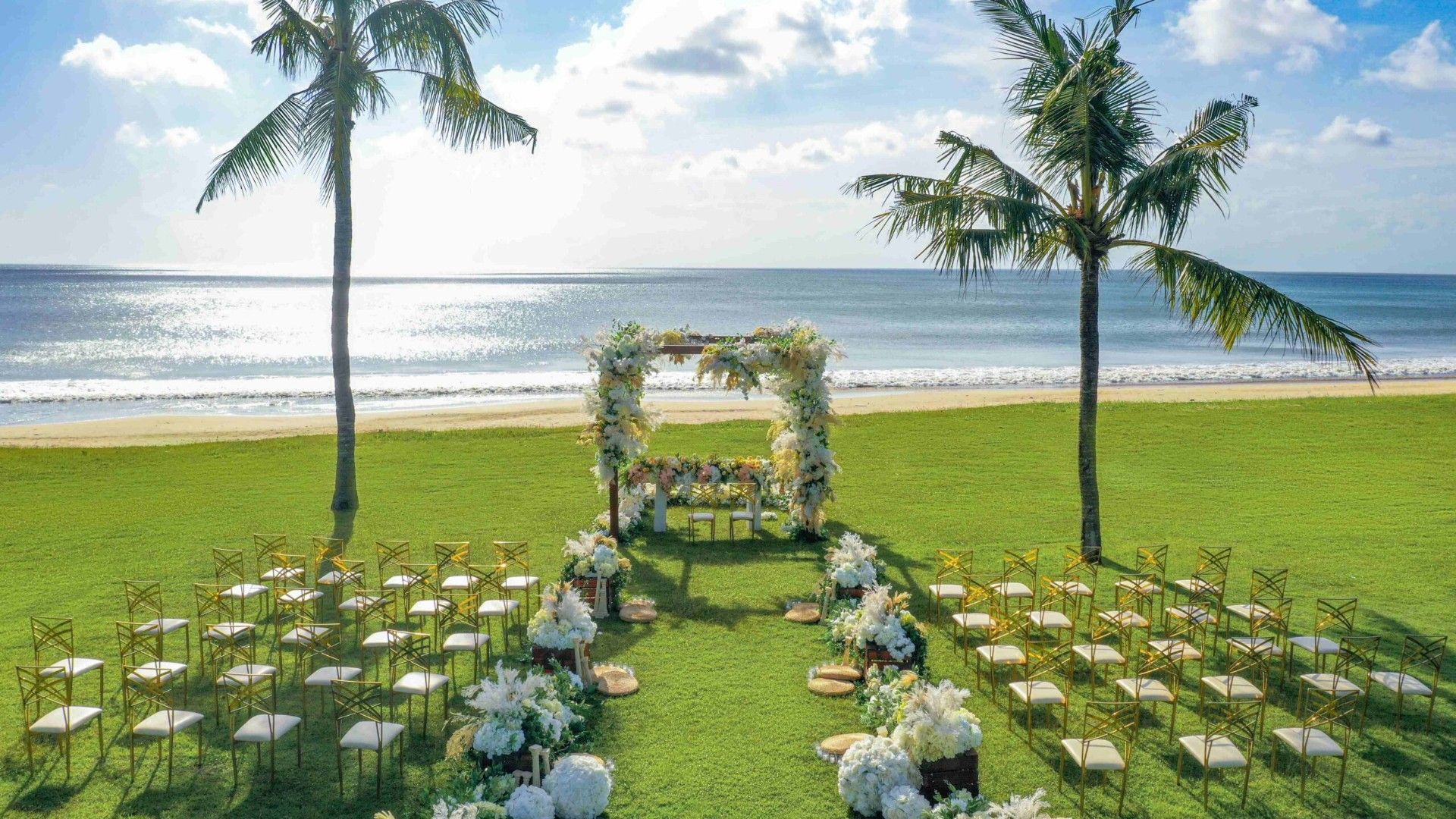 Best Beachfront Wedding Venues in Bali and How to Compare Them