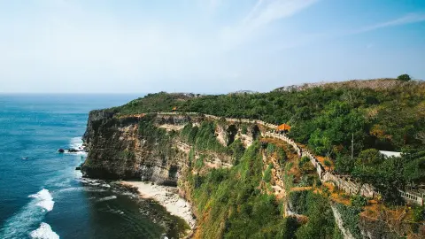 The Best Wedding Venues in Uluwatu for Australian Couples