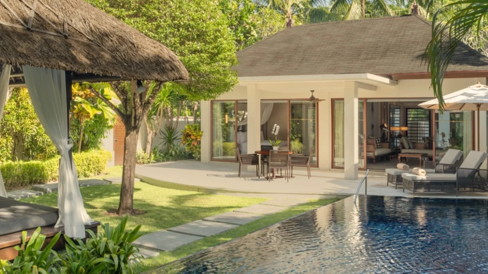 The Laguna, a Luxury Collection Resort & Spa — photo 1