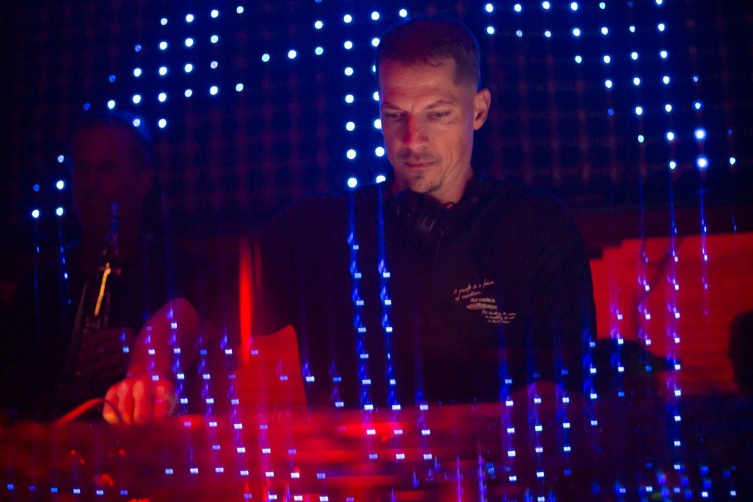 Clay Edger - DJ & Percussionist — photo 4