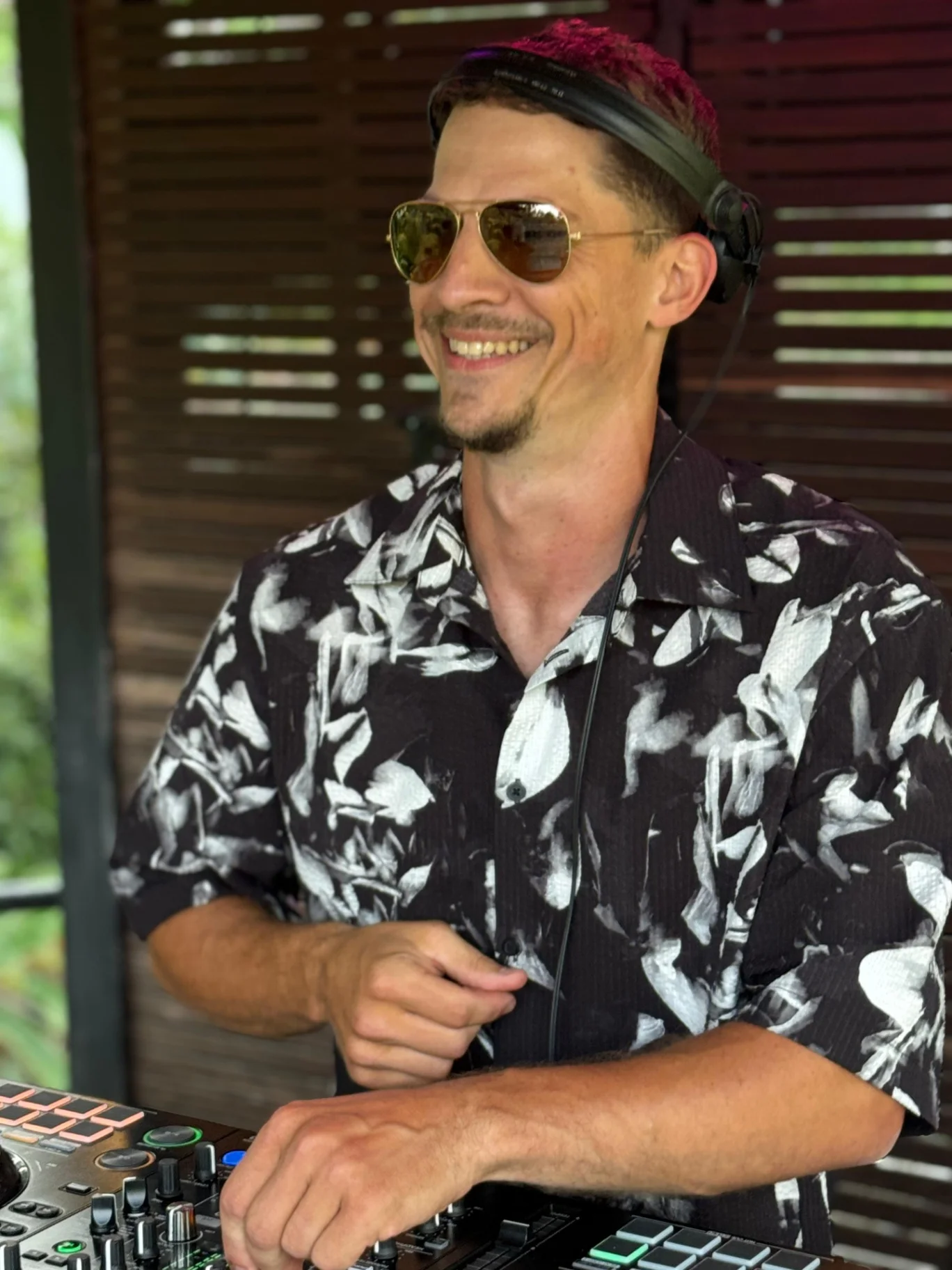Clay Edger - DJ & Percussionist — photo 6