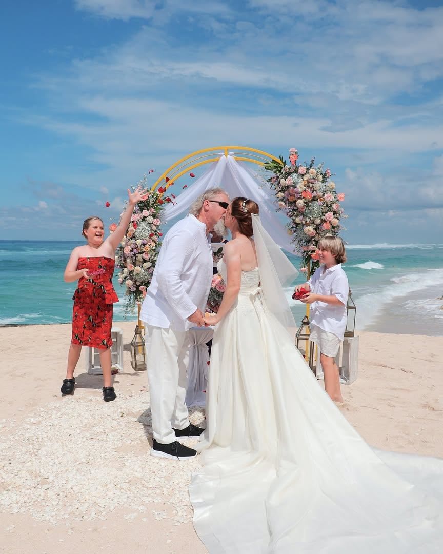 Tina Bone Wedding Celebrant — photo 6