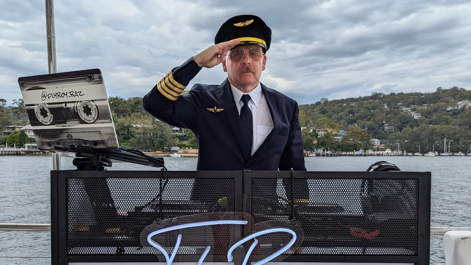Airborne DJ — photo 1