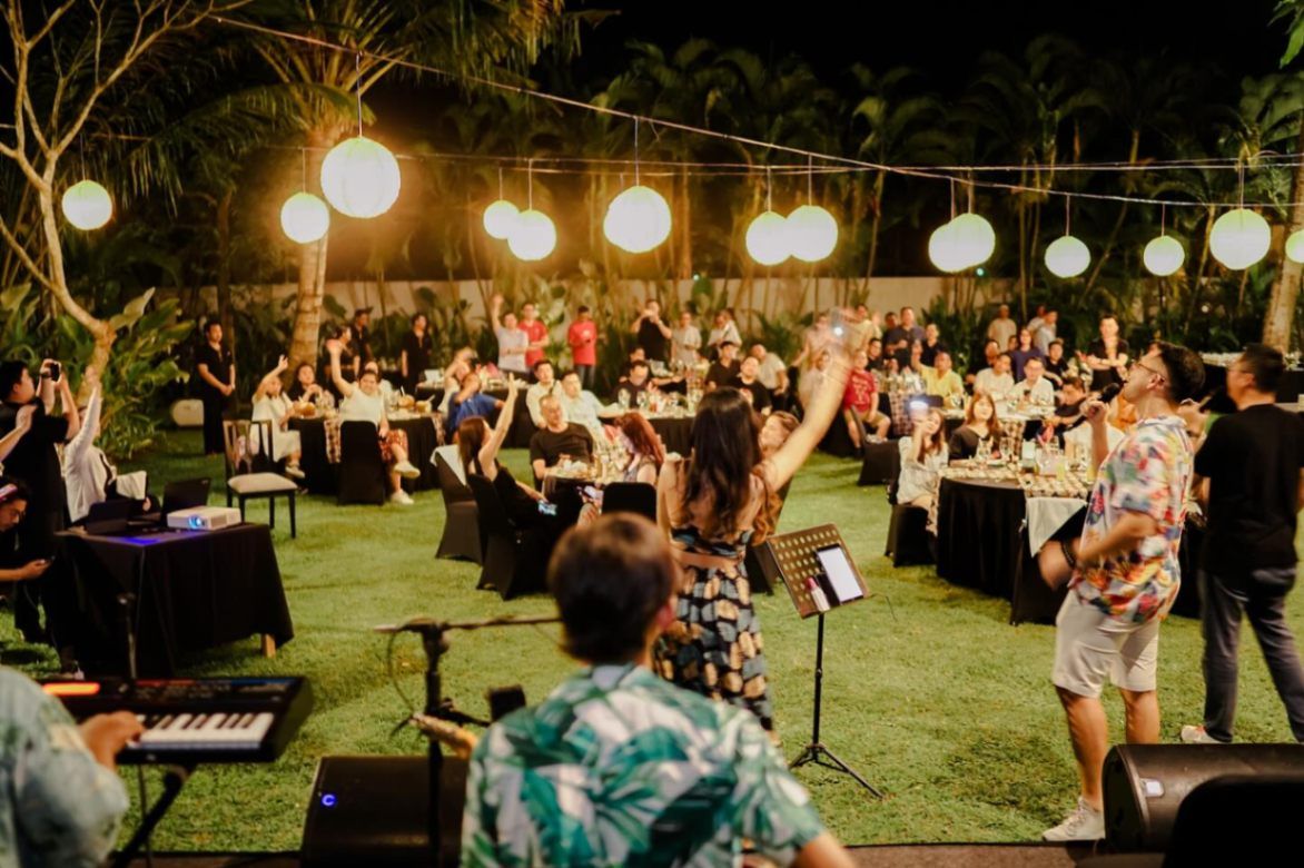 Bali Music Entertainment Wedding Music & Entertainment — photo 5
